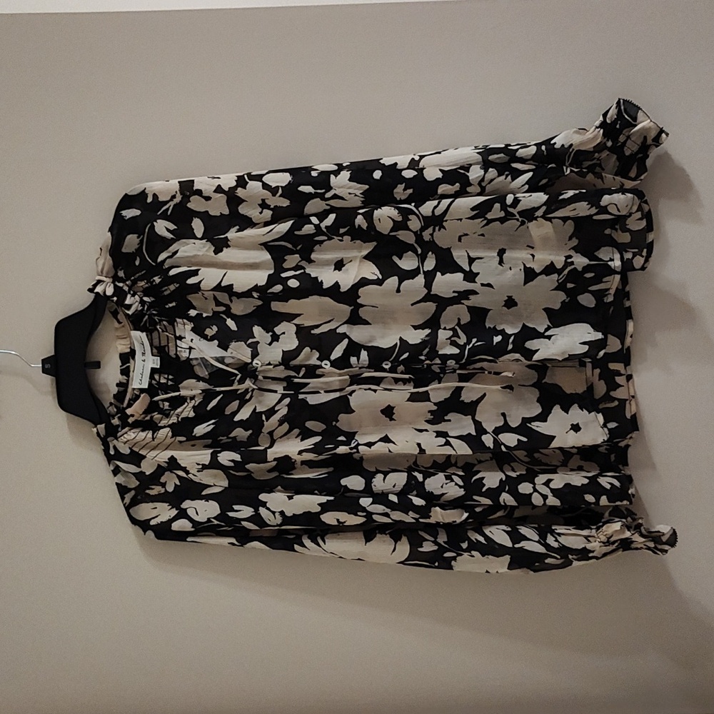 Pretty Floral Blouse
